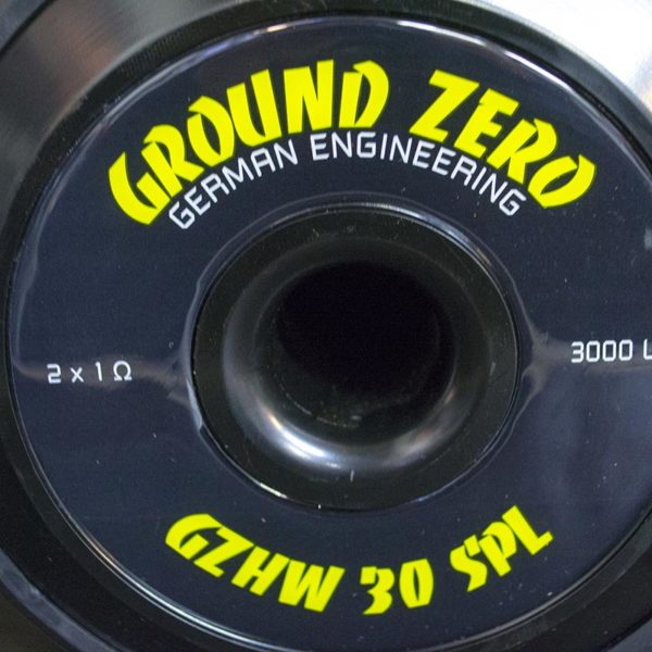 Ground Zero GZHW 30SPL magneetti