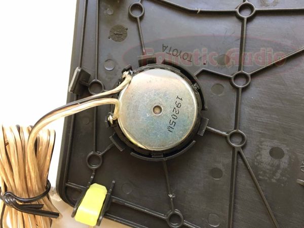 FA DIY Toyota Corolla Verso eteen - Image 2